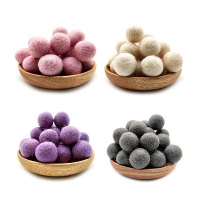 China Baby Decorations Durable 20mm Pastel Felt Pom Poms for sale