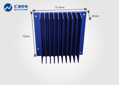 China Disipador de calor modificado para requisitos particulares del amplificador de coche del cuadrado 500w 6005T5 con los agujeros del CNC en venta