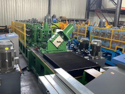 China 70Mm Roller Diameter Roofing Sheet Roll Forming Machine 7.5Kw Power 18-20 Forming Stations en venta