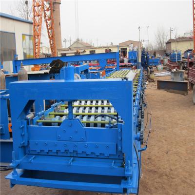 China Automatic Volume Shutter Door Roll Forming Machine With Computer Control for sale