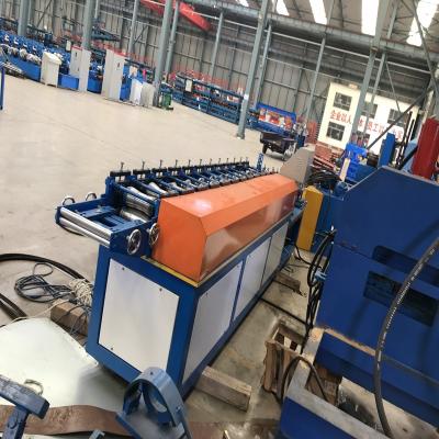 Chine Hydraulic Cutting Chain Driven Shutter Panel Roll Forming Machine Shutter Door Roll Forming System à vendre