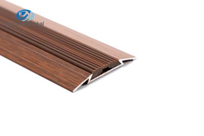 Chine Bord en aluminium d'escalier de glissement d'ODM anti flairant, escalier en bois de grain flairant pour le tapis à vendre