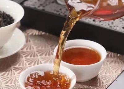 Chine Le thé noir de Shan Xiaochong 80g boîte cadeau en conserve thé Wuyi Shan Xiaochong Lianyun usine de thé en gros à vendre