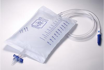 China Adult Men Disposable Urine Bags 2000ml Foley Catheter Collection Bag ISO With Strap for sale