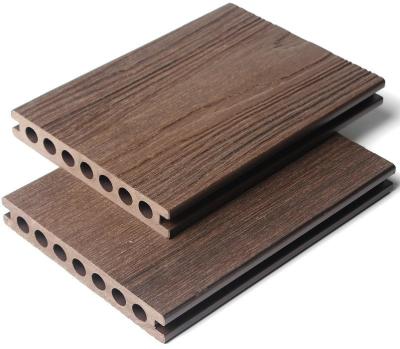 China Natural 142 X 22mm Composite Wood Flooring Outdoor Mouldproof Composite Deck Flooring for sale