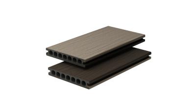China Brushing UV Resistant Capped Plastic Outdoor Decking Boards WPC Flooring Deck for sale