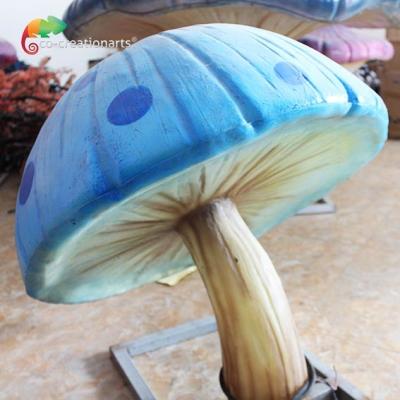 China Highly Durable Fiberglass Animatronic Mushrooms Illuminated Animals In Theme Park for sale