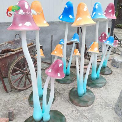 China Animatronic Realistic Mushroom Ornaments For Theme Park Decorations for sale
