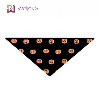 Chine Impression de Digital d'accessoires d'écharpe de bavoirs de triangle de Bandana d'écharpe de chien de Halloween de potiron à vendre