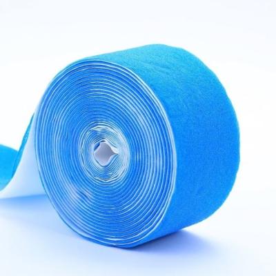 China Rollo auto-adhesivo del vendaje de la espuma hipoalérgica médico en venta