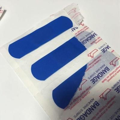 China Blue Medical Detectable Adhesive Band Aids Protect Wounds for sale