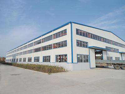 China Edifícios de oficina de metal personalizados com alta resistência e durabilidade à venda