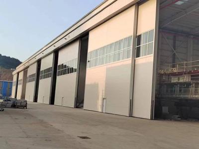 China Hangares de aviones prefabricados de metal, superficie galvanizada pintada en venta