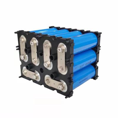 Chine 4pcs catégorie A+ du paquet 12V100Ah 3.2V de batterie du lithium rv pour des tondeuses à gazon à vendre
