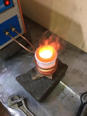中国 電気小さい金の溶けるオーブンの炉の補助鉱山機械 販売のため