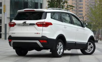 China Veículo panorâmico da gasolina de Seater SUV BAIC S3L do teto-solar 7 à venda