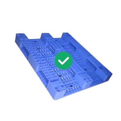 China FDA PE Warehouse Plastic Pallet 2000Kg Load 1300X1100 Open Top Deck for sale