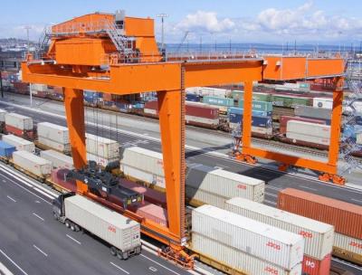 China Tipo viga doble Goliath Crane For Lifting Container de U del pórtico del carril en venta