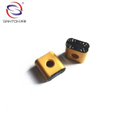 中国 挿入物K40の外的な炭化物の回転挿入物を壊す赤い硬度の破片 販売のため