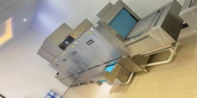 China HZ-2400 Industrial Dish Washing Machine Freestanding Dishwasher Water Use ODM for sale
