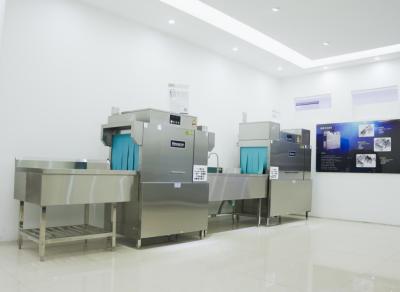 China 380V / 3P Automatic Dishwasher Machine Commercial Flight Type Dishwasher for sale
