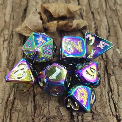 China Hand Carved Durable For Savage World Polyhedral Changing Dice Portable Anti wear Dice en venta
