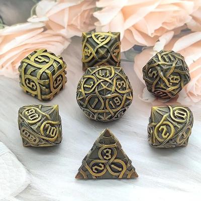 China Thorns Striped Metal Dice Set Fantasy DND Multi Faceted Board Game for sale