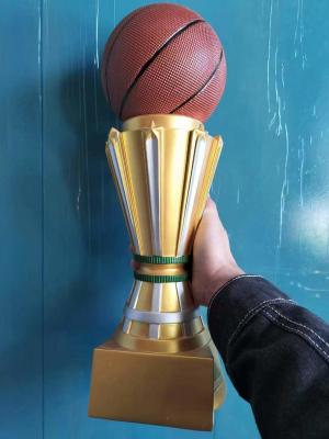China Sports Competition Resin Trophy With Customize Logo en venta