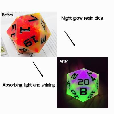 China Single 20 Sided Glowing Resin Game Dice DND COC TRPG for sale