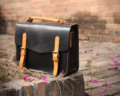 China LH-62-2 Black Ladies Leather Bags Cambridge Style Leather Women Handbags en venta