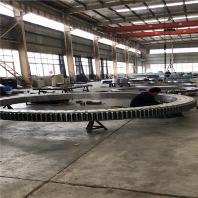 China Three Row Slewing Ring Bearing Cylindrical Roller Combined Slewing Bearing for sale