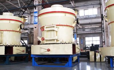 China Vertical Raymond 82r/min Ore Grinding Mill Machine for sale