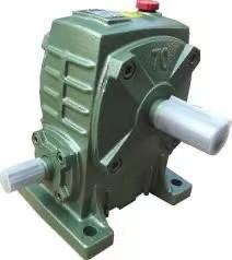 China Cast Iron Gear Reducer Gearbox With 3.83~196.41 High Reduction Ratio for sale