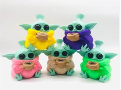 China Cachimbo de água de tabaco de silicone Baby Yoda tigelas de 18 mm com peças removíveis à venda