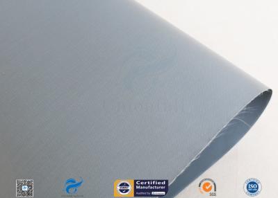 中国 7628灰色の防水ポリ塩化ビニールの上塗を施してあるガラス繊維の布の生地の管のガラス繊維の布 販売のため