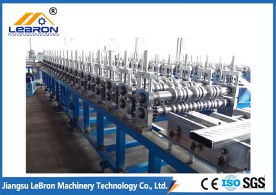 中国 機械Q235炭素鋼のストリップによって電流を通されるストリップを形作る低雑音のケーブル・トレー 販売のため