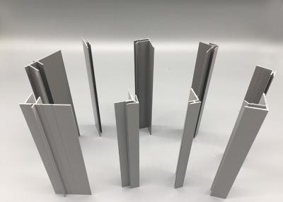 China Shinning Painted Powder Coated Aluminum Extrusions Oxidation Resistance for sale