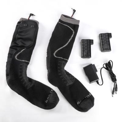 China 7.4V Battery Heated Socks Carbon Fiber Heated Hiking Socks Breathable for sale