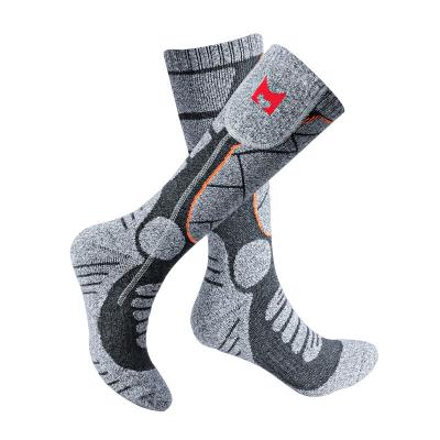 China Men Women Battery Powered Hiking Warm Socks Thermal Heated Socks For Cold Weather for sale