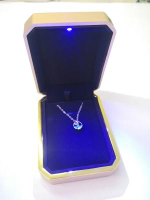 China Luxury LED Light Box Jewelry Box Octangle Necklace Stoving Varnish Box With Blue Light for sale