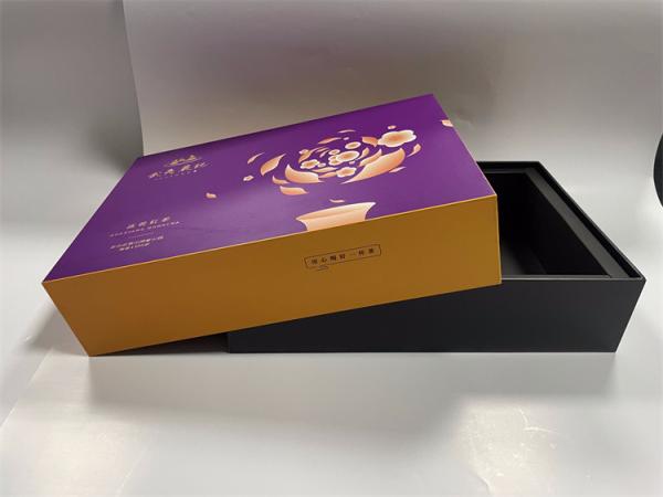 Quality Rectangular Paper Gift Box With Magnetic Lid SGS Luxury Magnetic Gift Box for sale