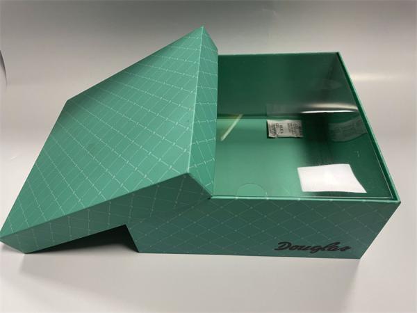 Quality Customized Logo Rigid Gift Box Green Cardboard Gift Boxes With Lids for sale