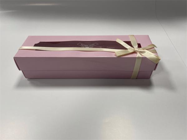 Quality Magnetic 6 Macaron Box Pink Luxury Macaron Packaging Floral Design for sale