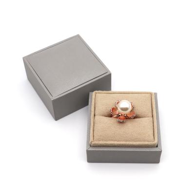 China Gray Leatherette Paper Jewelry Gift Boxes Lid And Base Type Insert Suede Material for sale