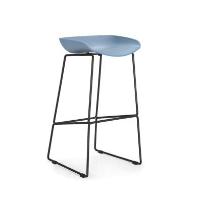China Fixed Bistro Bar Table And Chairs Backless Counter Stools OEM for sale
