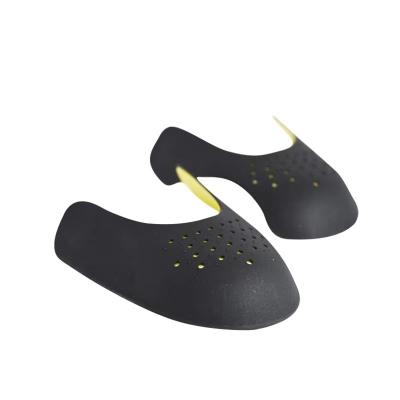 中国 調節可能なスニーカーの靴の折目の保護装置の盾の監視 販売のため