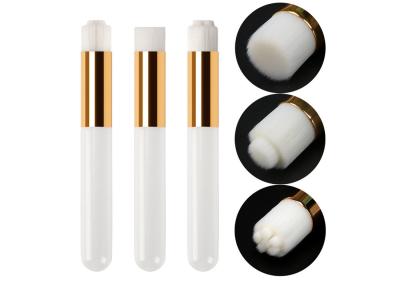 Chine Poignée en bois blanche de brosse plus propre de maquillage de cil de point noir de nez à vendre
