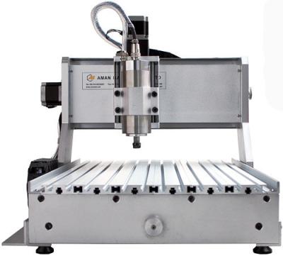中国 金属CNCの彫版機械3040 800W小型金属の彫版機械 販売のため