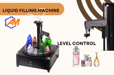 China Velocidad manual de la placa giratoria de la máquina de rellenar del aceite del perfume con la bomba de vacío en venta