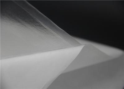 China Película caliente auta-adhesivo de acrílico del pegamento del derretimiento para las etiquetas del remiendo del bordado en venta